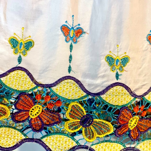 Acuarela Cuban Design butterfly white lace colorful festive top size Medium - Picture 3 of 10